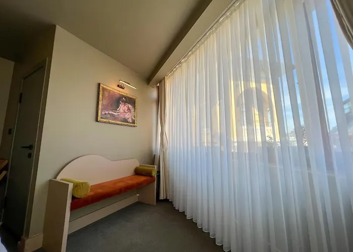 By Kinyas Hotel